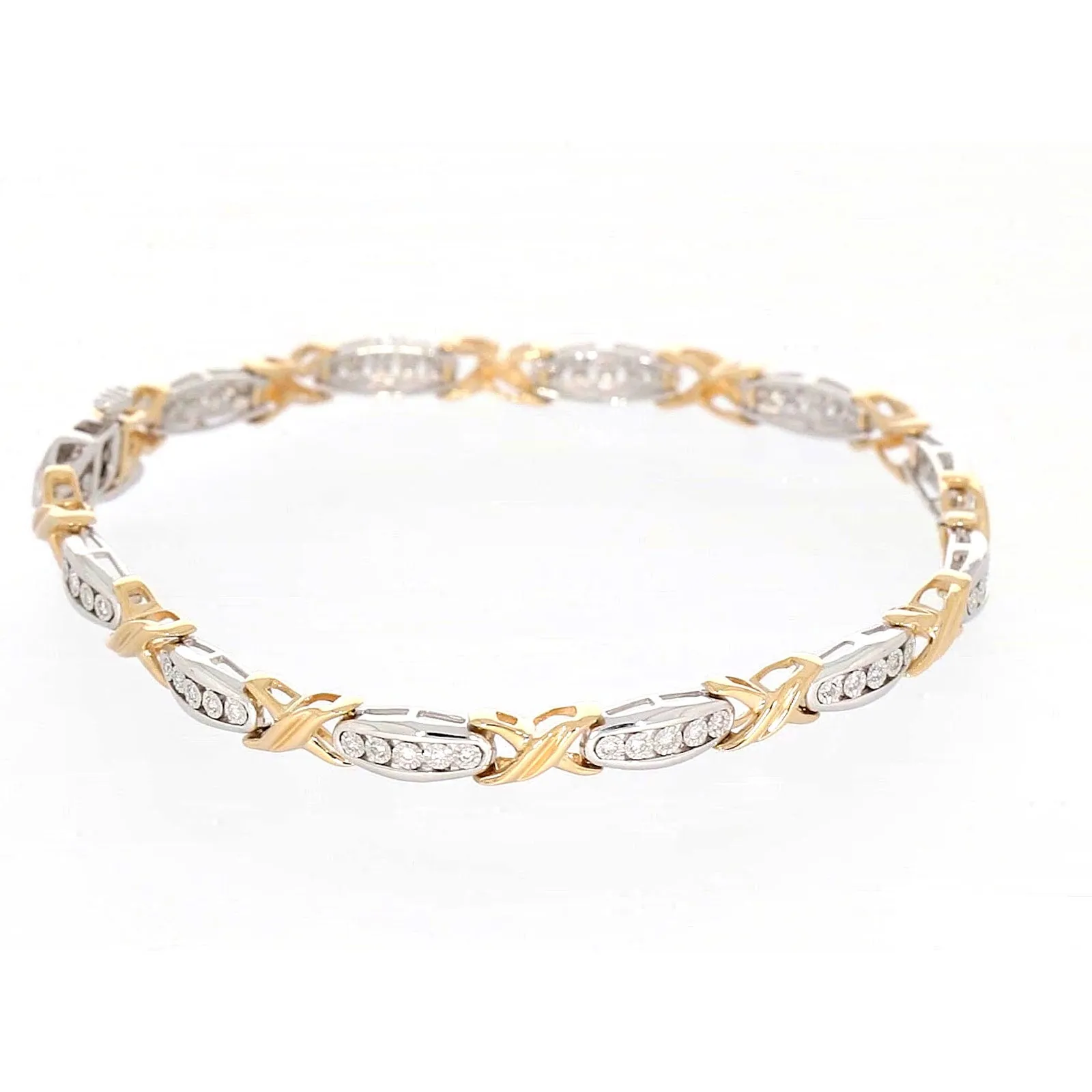 9ct Two Tone Gold Round Brilliant Cut with 0.30 Carat tw of Diamonds Bracelet