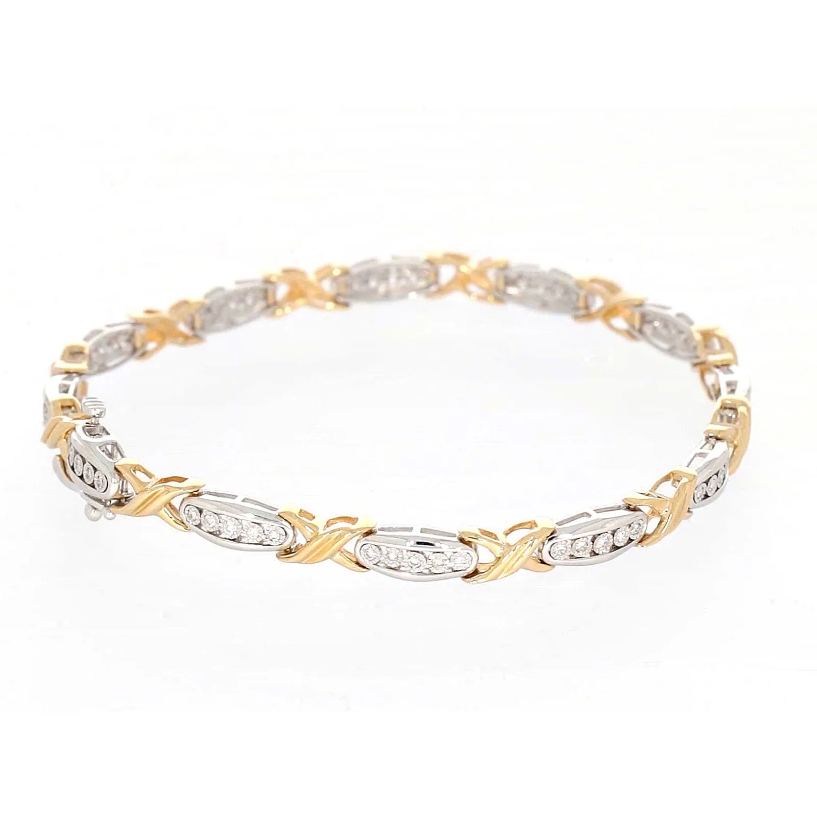 9ct Two Tone Gold Round Brilliant Cut with 0.30 Carat tw of Diamonds Bracelet