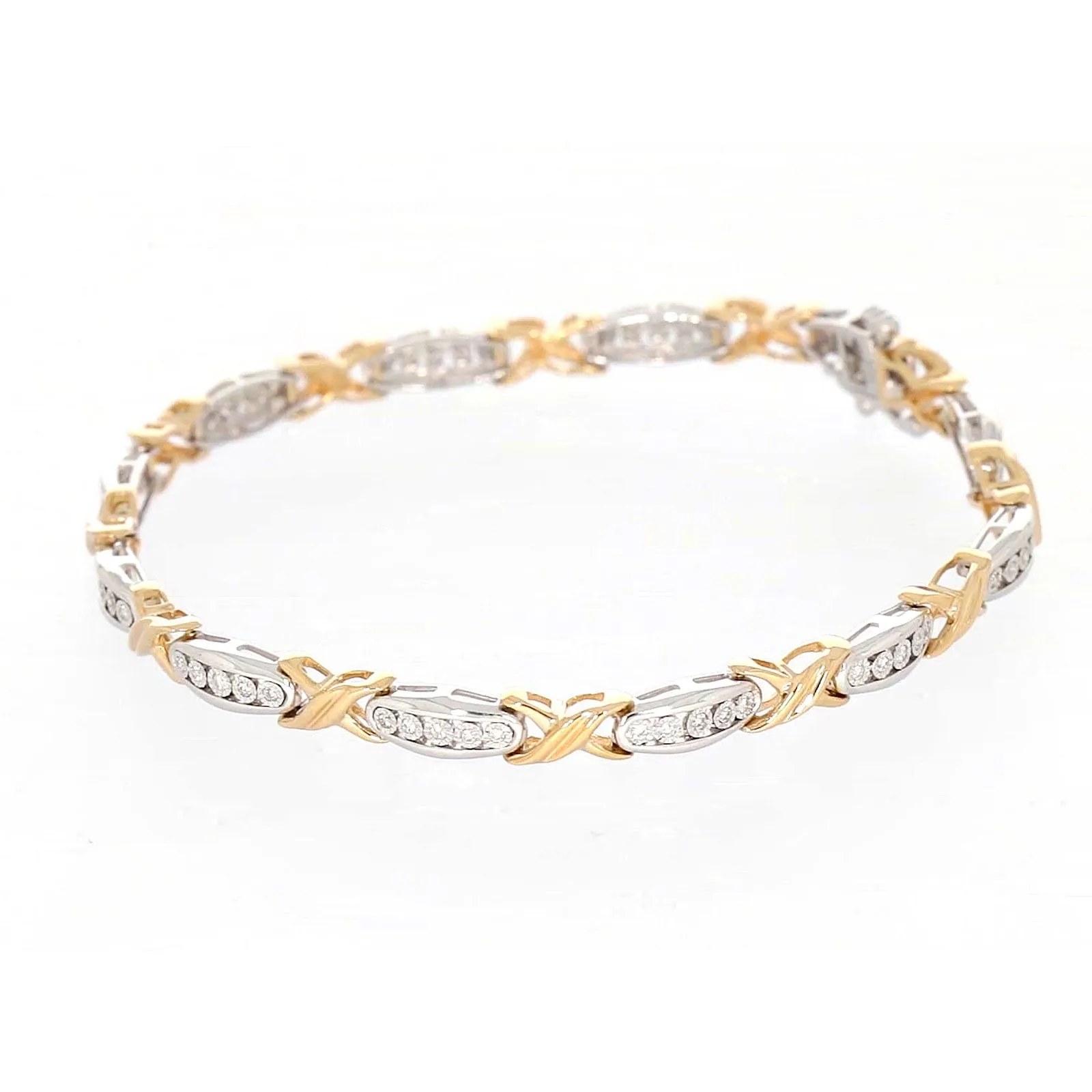 9ct Two Tone Gold Round Brilliant Cut with 0.30 Carat tw of Diamonds Bracelet