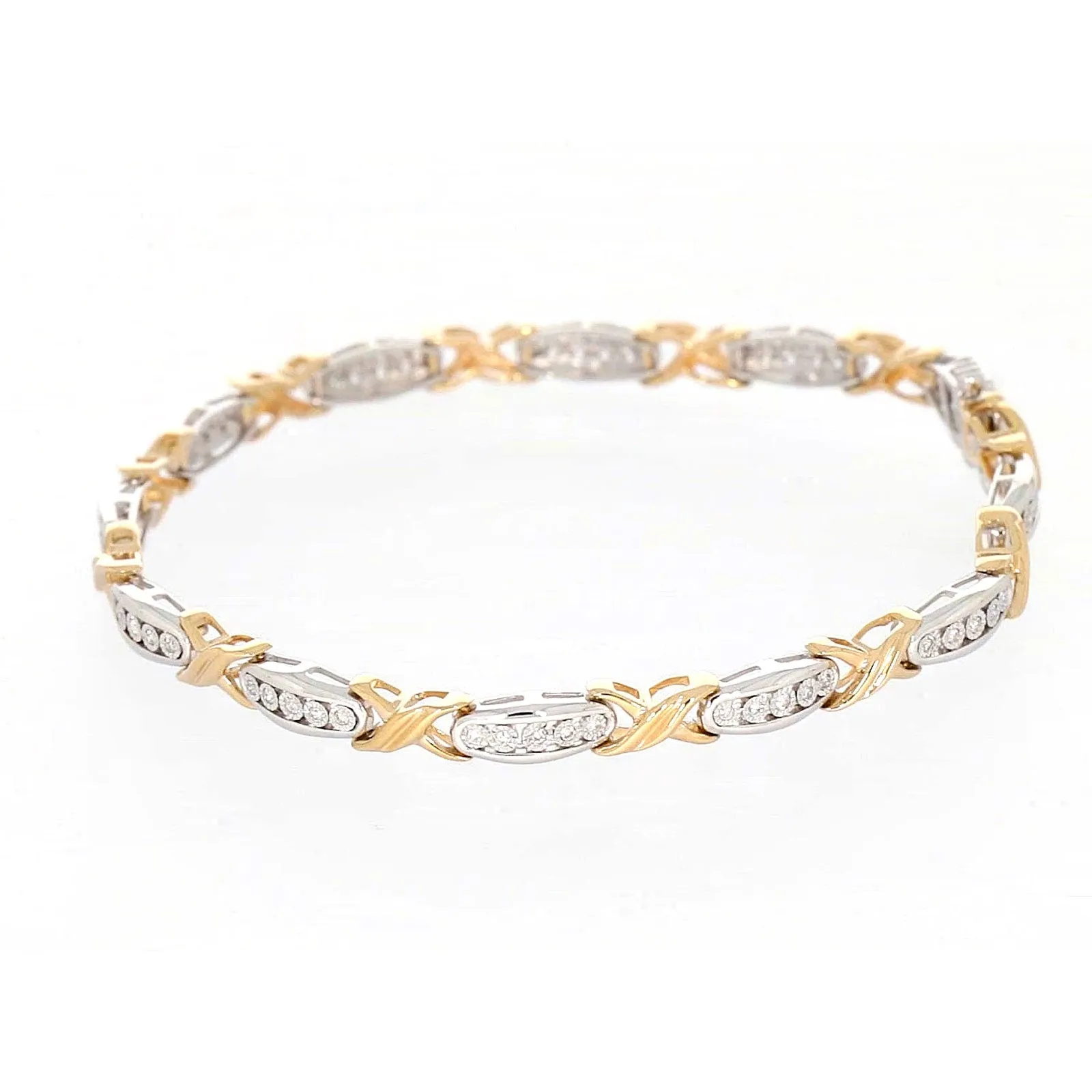 9ct Two Tone Gold Round Brilliant Cut with 0.30 Carat tw of Diamonds Bracelet