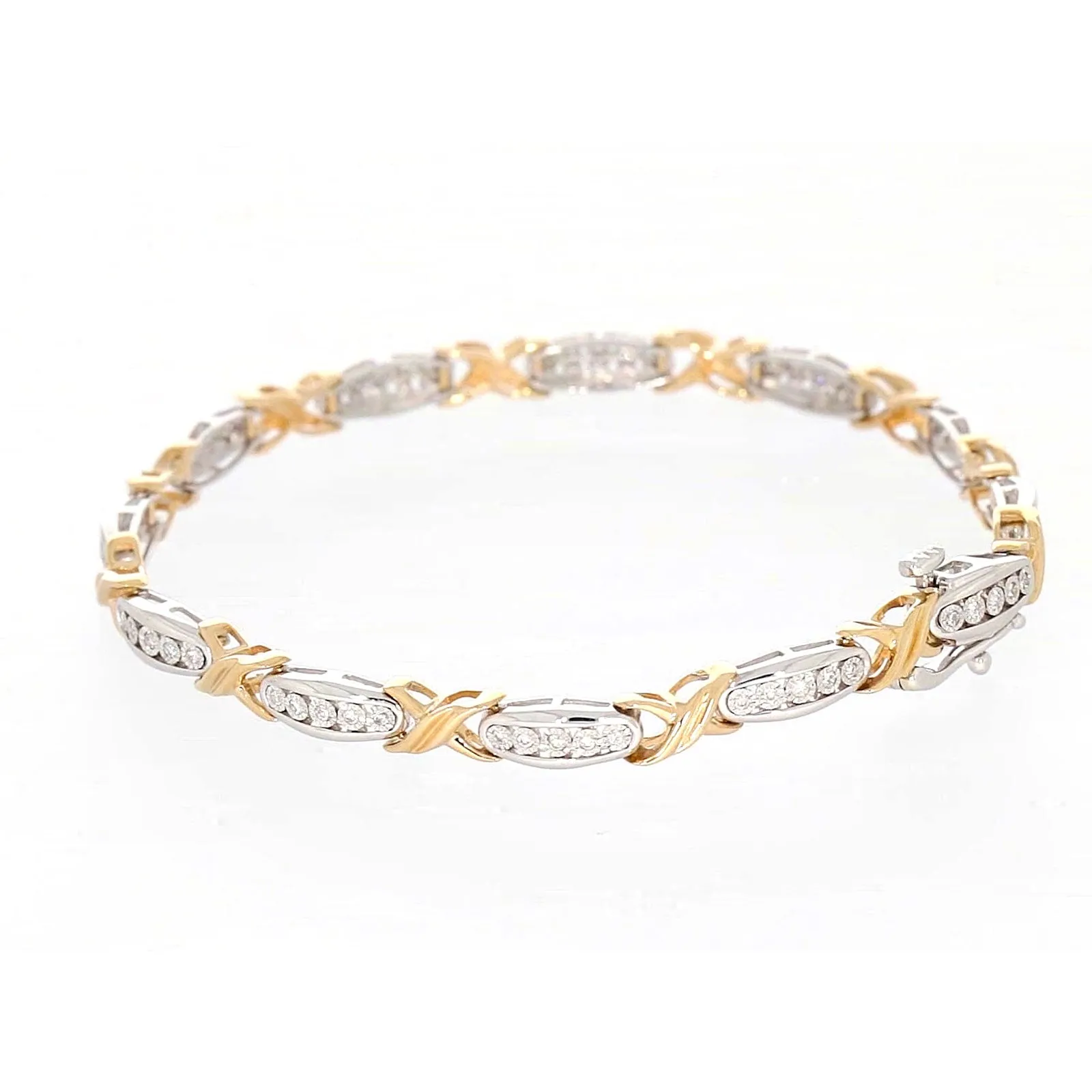 9ct Two Tone Gold Round Brilliant Cut with 0.30 Carat tw of Diamonds Bracelet