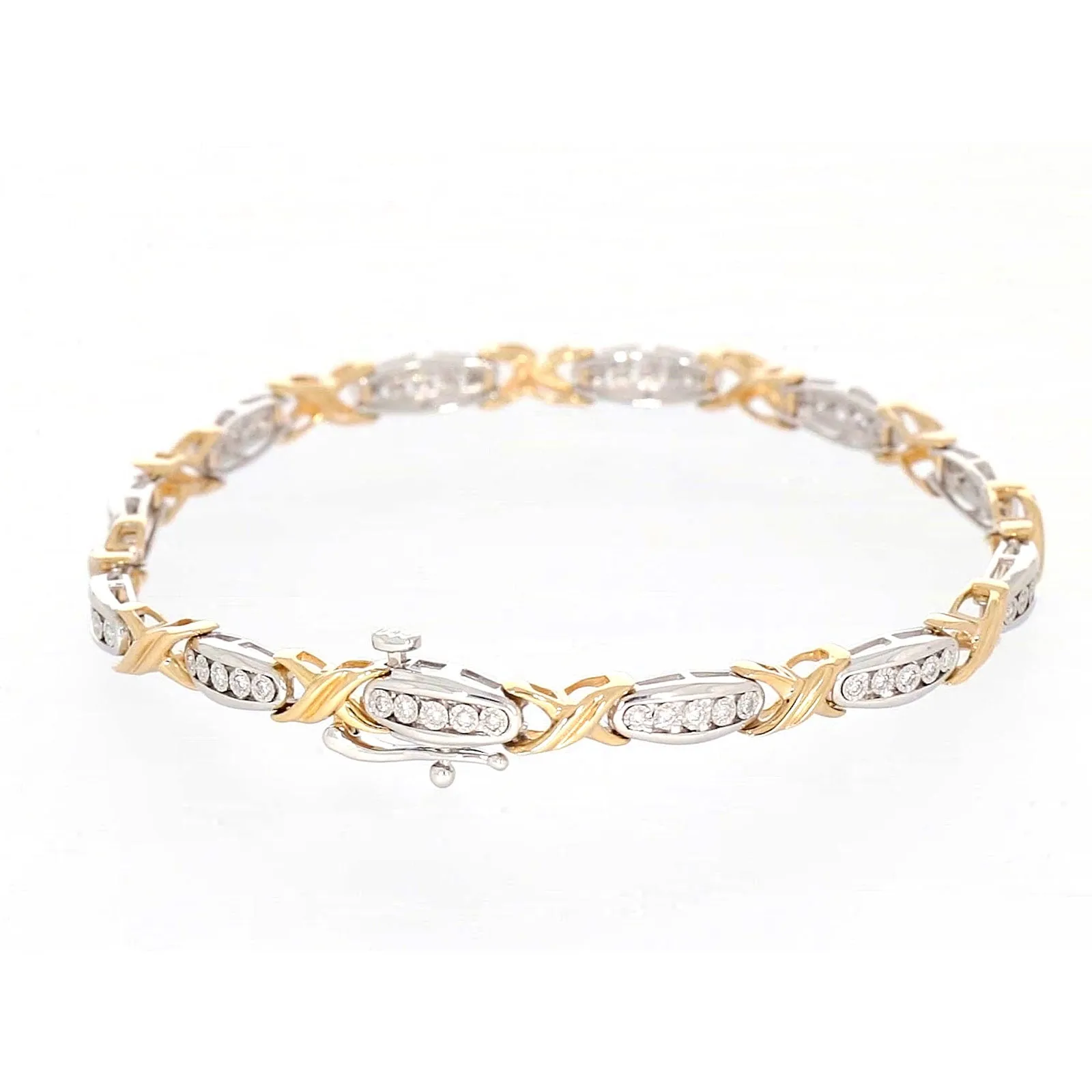 9ct Two Tone Gold Round Brilliant Cut with 0.30 Carat tw of Diamonds Bracelet