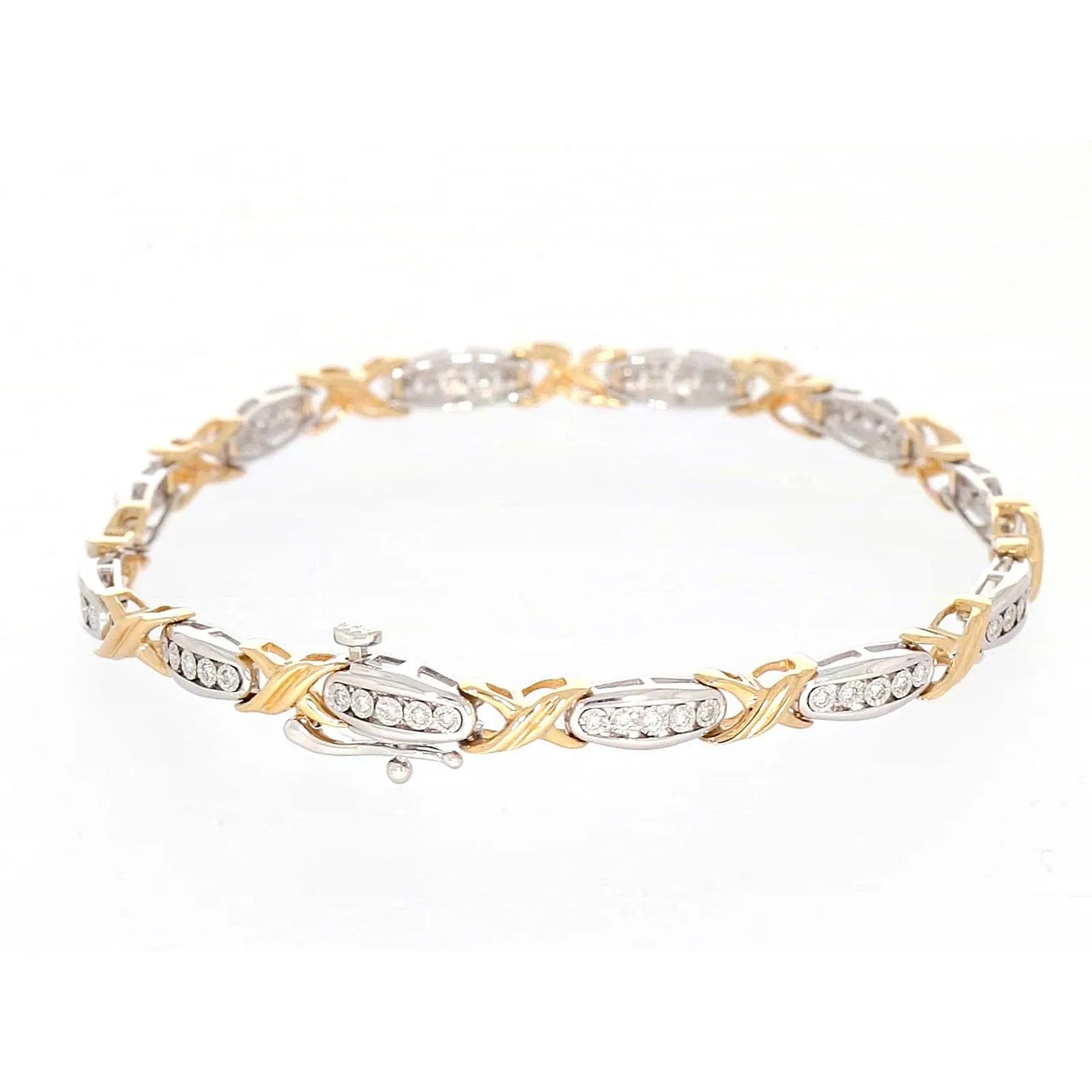 9ct Two Tone Gold Round Brilliant Cut with 0.30 Carat tw of Diamonds Bracelet