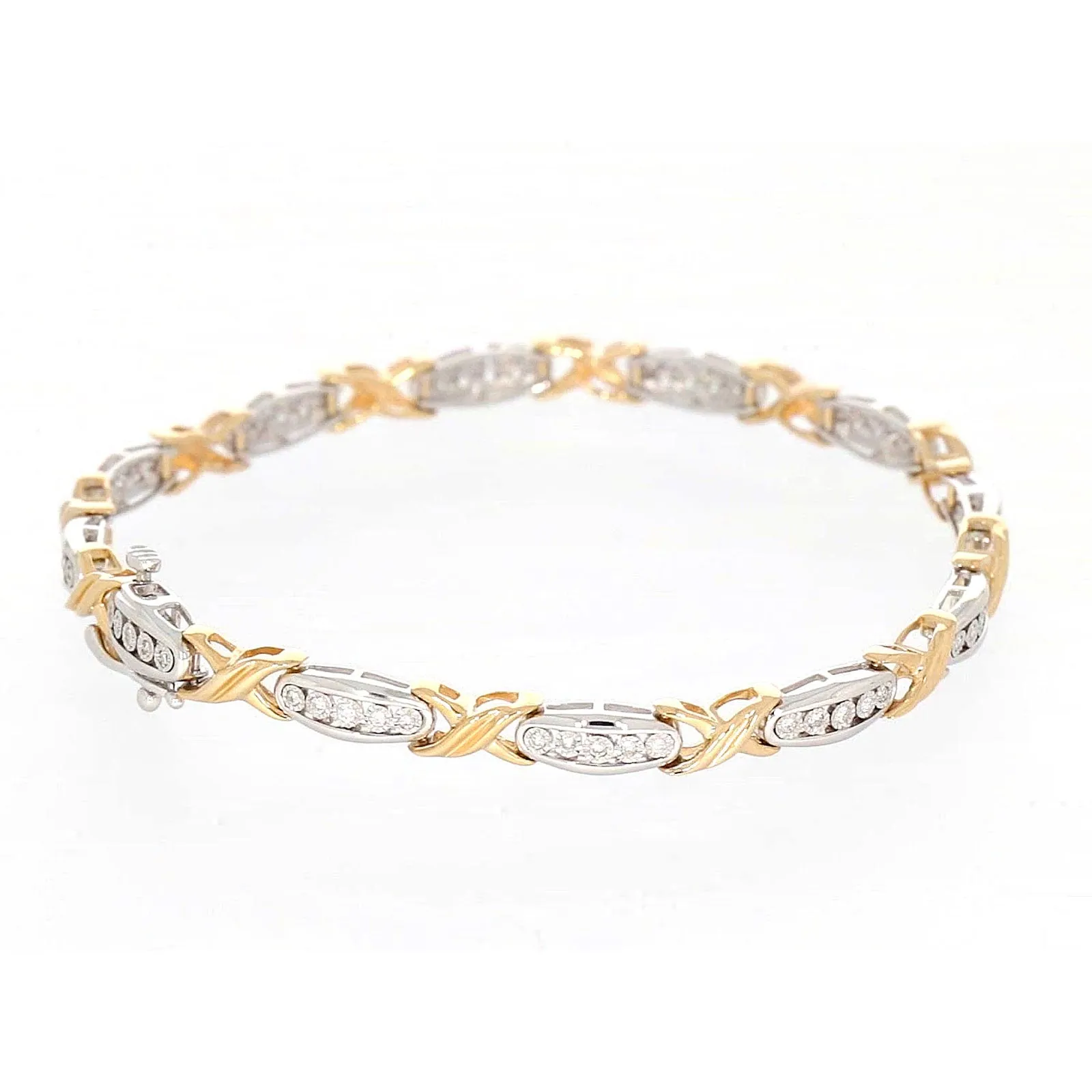 9ct Two Tone Gold Round Brilliant Cut with 0.30 Carat tw of Diamonds Bracelet