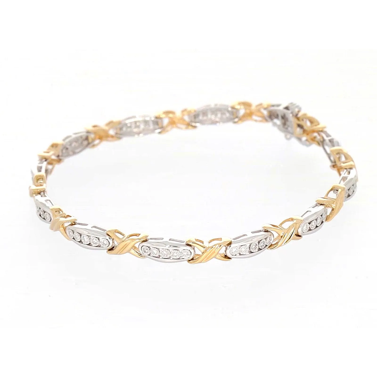 9ct Two Tone Gold Round Brilliant Cut with 0.30 Carat tw of Diamonds Bracelet