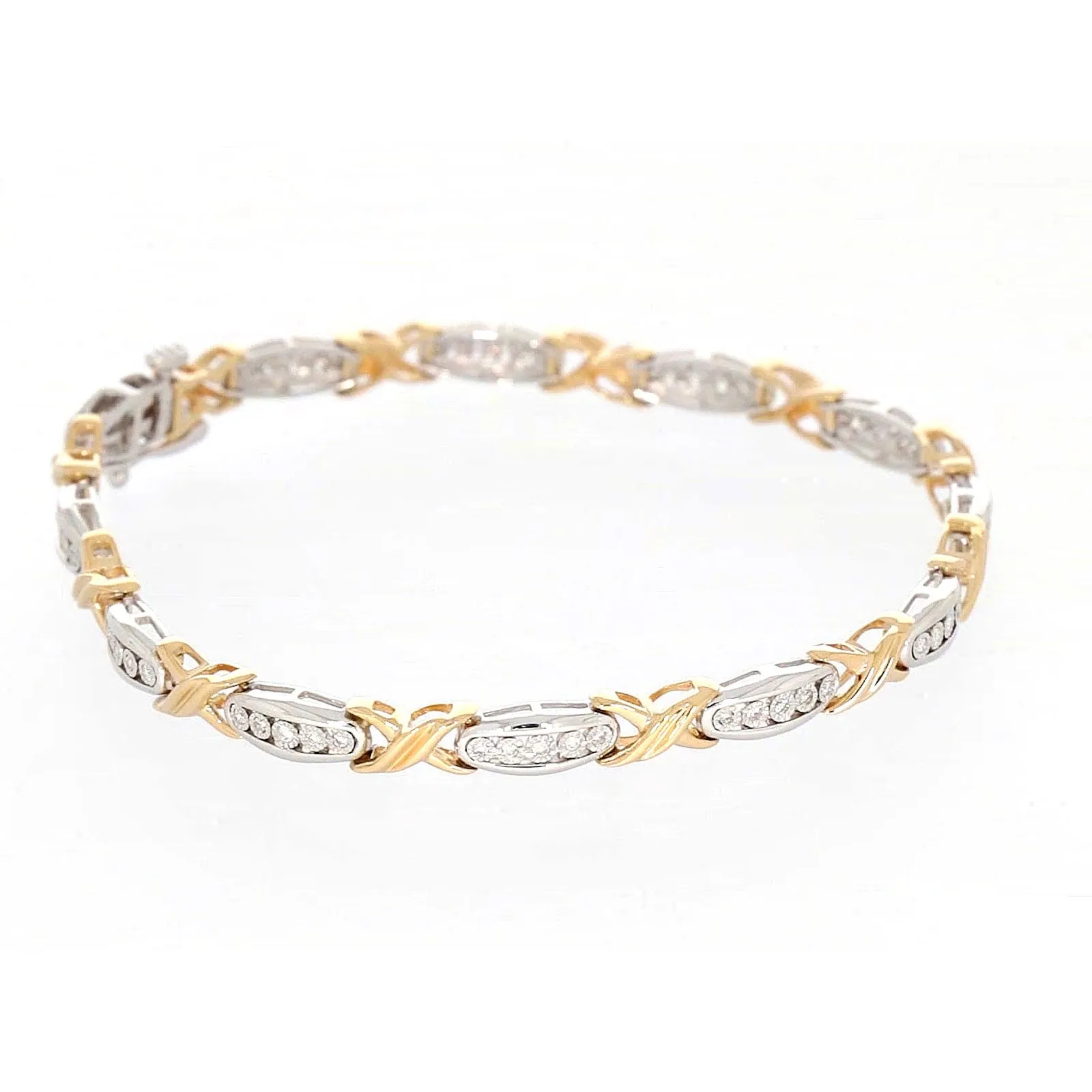 9ct Two Tone Gold Round Brilliant Cut with 0.30 Carat tw of Diamonds Bracelet