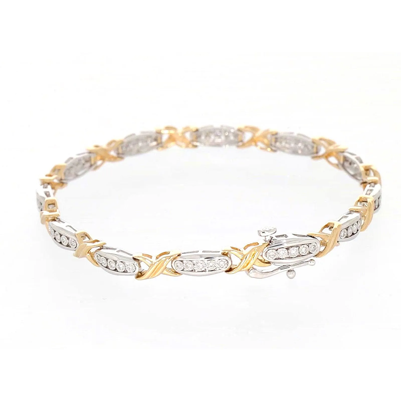 9ct Two Tone Gold Round Brilliant Cut with 0.30 Carat tw of Diamonds Bracelet