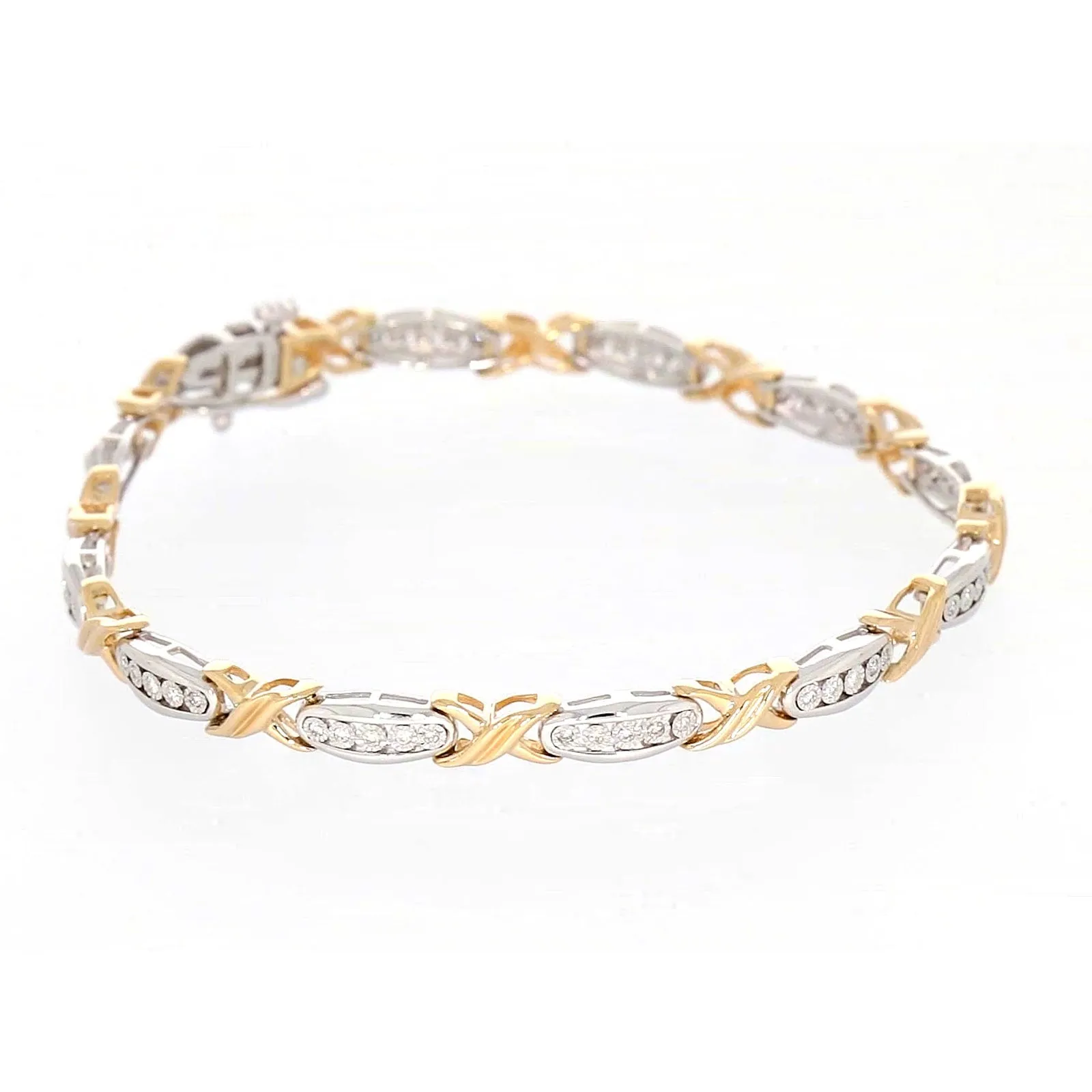 9ct Two Tone Gold Round Brilliant Cut with 0.30 Carat tw of Diamonds Bracelet