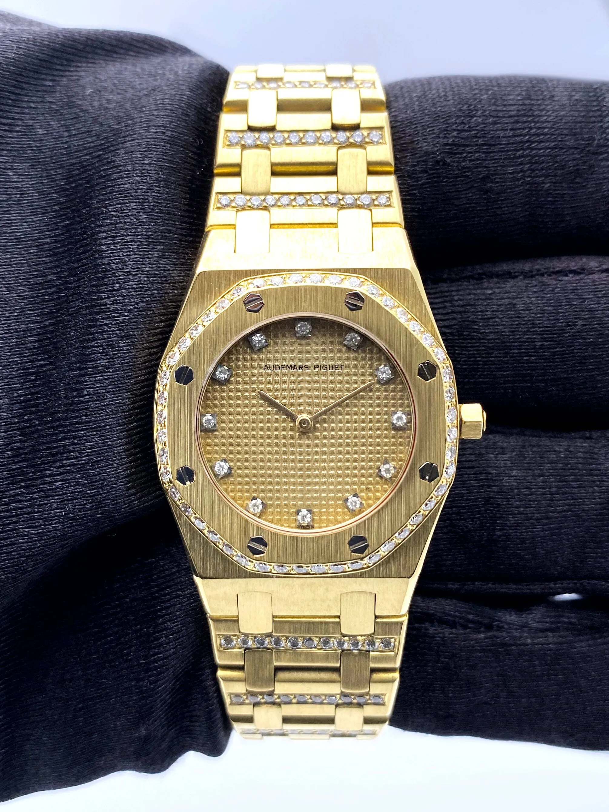 Audemars Piguet Royal Oak Diamond 18K Yellow Gold Ladies Watch