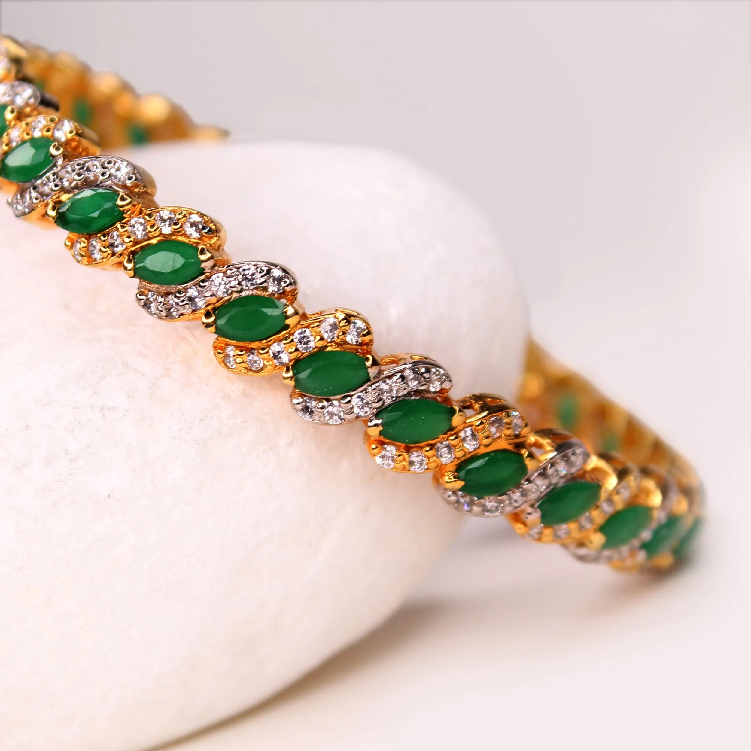 Bangle in Jade with Cubic Zircons