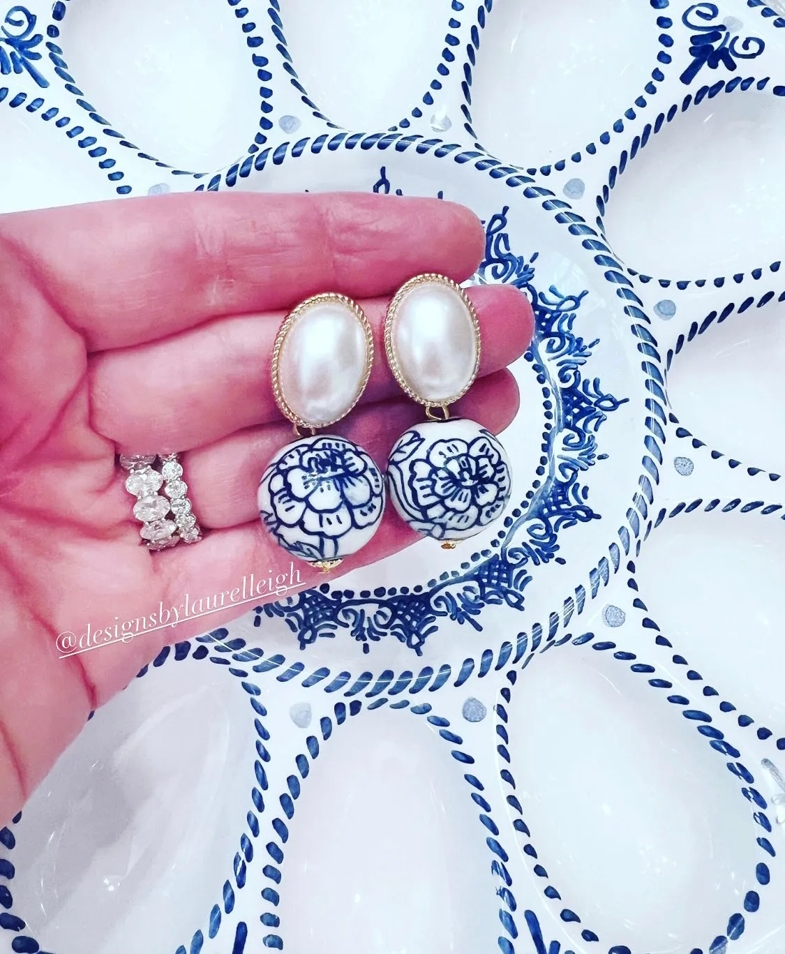 Chinoiserie Oval Pearl Earrings