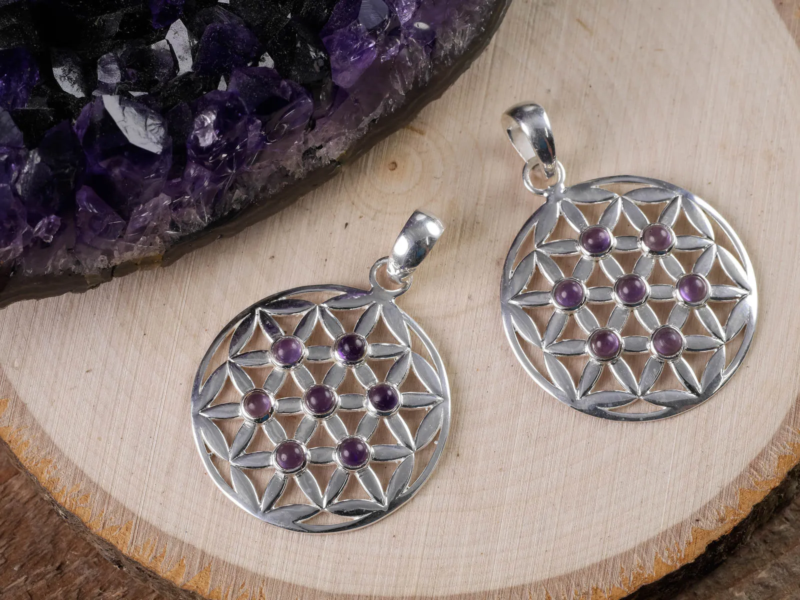 Flower of Life, AMETHYST Crystal Pendant -  Silver Pendant, Sacred Geometry, Healing Crystals and Stones, E1111