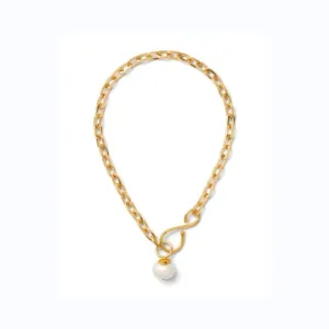 Gold Chain with Pebble Pearl