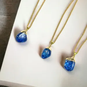 Gold-Dipped Blue Crackle Quartz Necklace