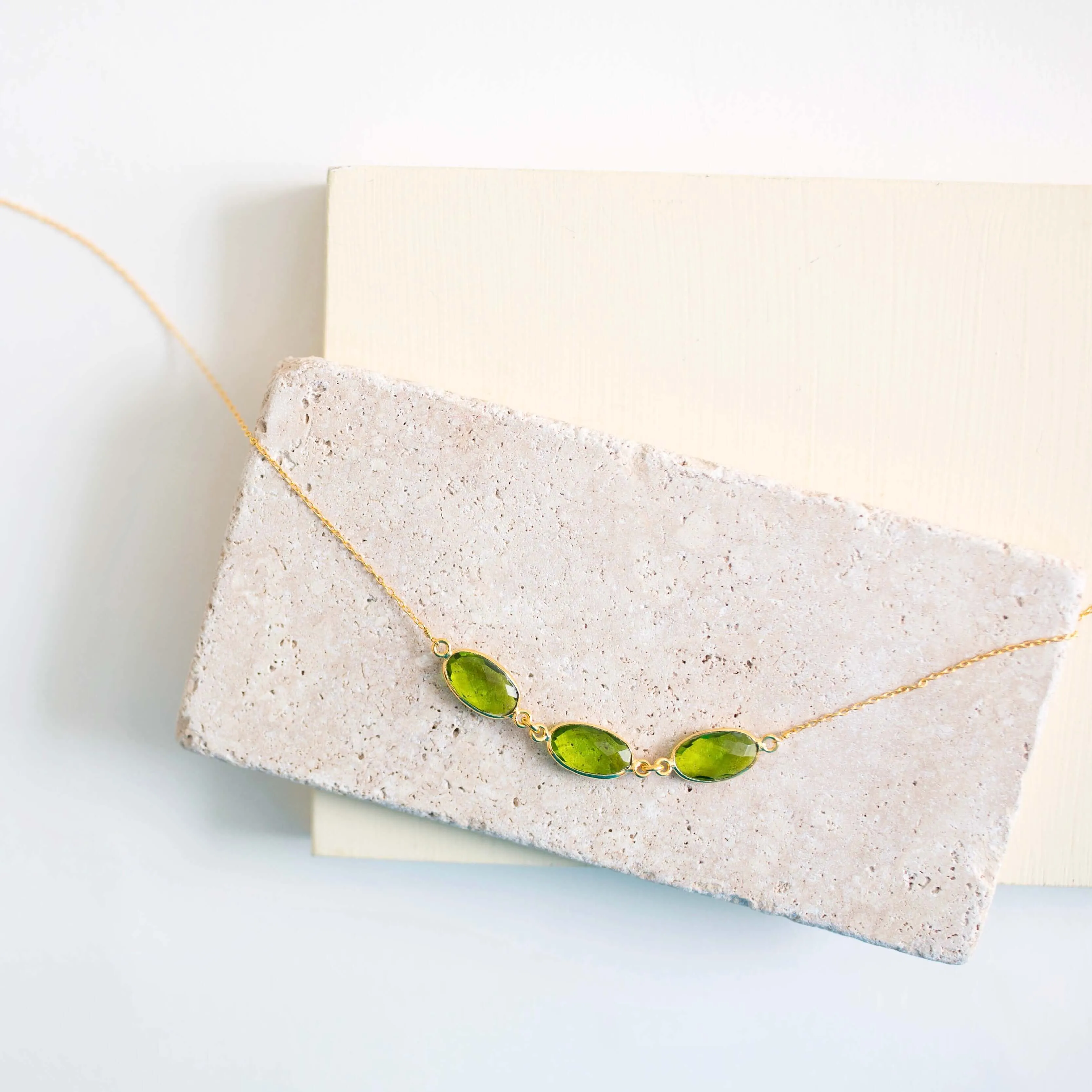 Peridot Quartz 3-Bezel Necklace