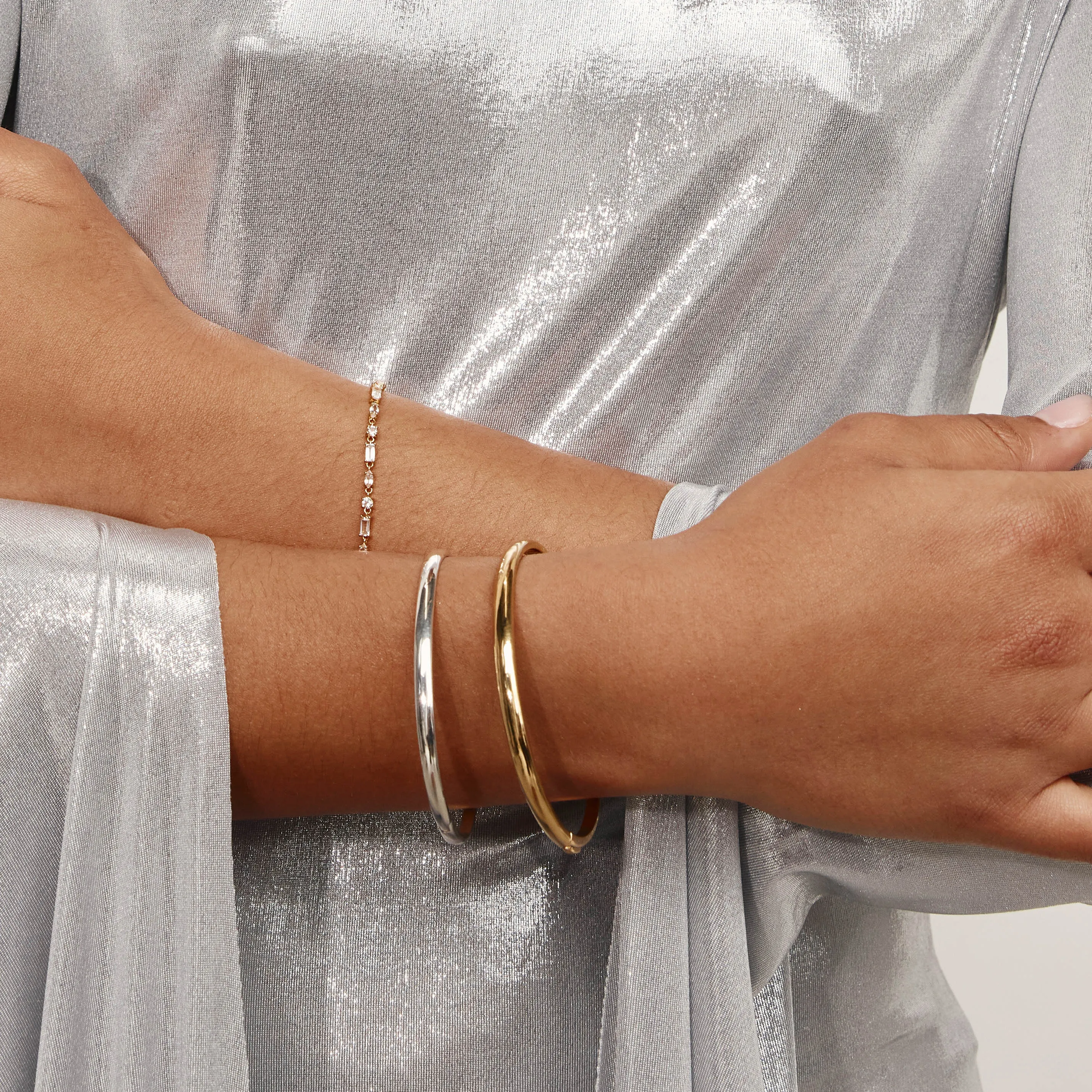 Polished Plain Bangle in Gold