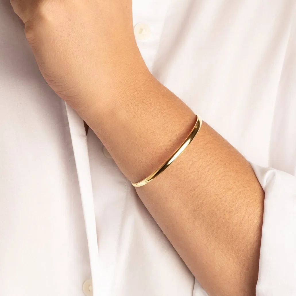 Polished Plain Bangle in Gold