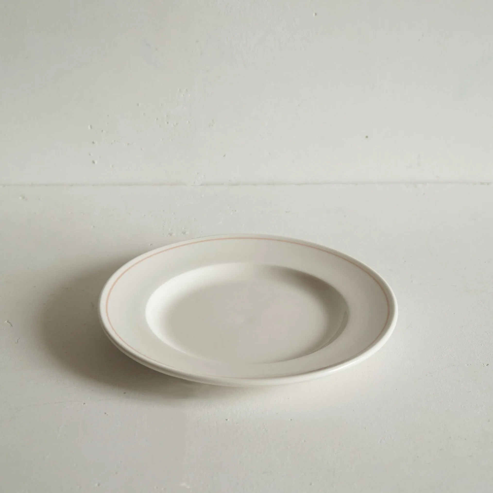 Set of Small Side Plates Coral Line - Classical Porcelain