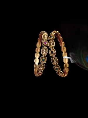 Unveiling Elegance With Our Antique Bangle with Kemp Stones